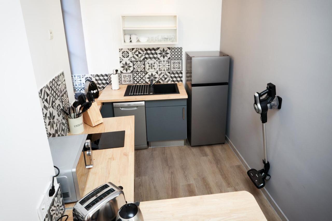 N1 Des Etudes Cosy Duplex Netflix Balcon Conciergeriedamecarcas Apartment Каркасон Екстериор снимка